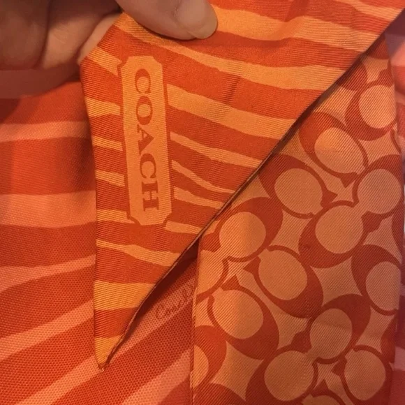 COACH Signature Devin Zebra Print Orange Coral Tote F24022 & Wallet/coin/scarf! - Picture 14 of 16